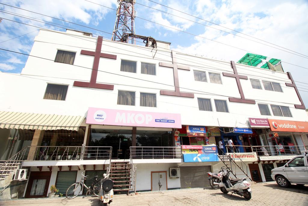 Hotel Genx Usha Kiran Agra Agra  Esterno foto