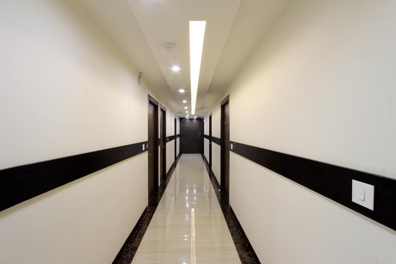 Hotel Genx Usha Kiran Agra Agra  Esterno foto